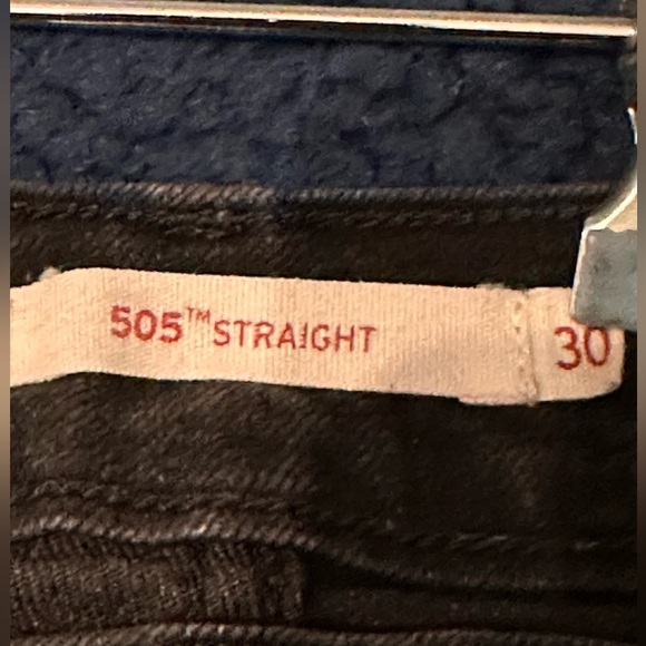 Women’s Levi 505 straight black denim jeans size 10 (waist 30) - Picture 3 of 3